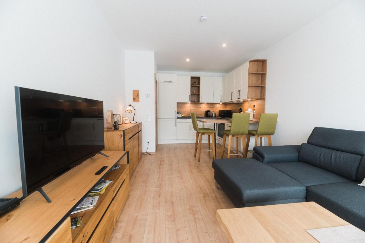 Ferienwohnung Bergsonne Mit Sonnenbalkon Und Tiefgaragen Parkplatz Bad Ischl Dış mekan fotoğraf