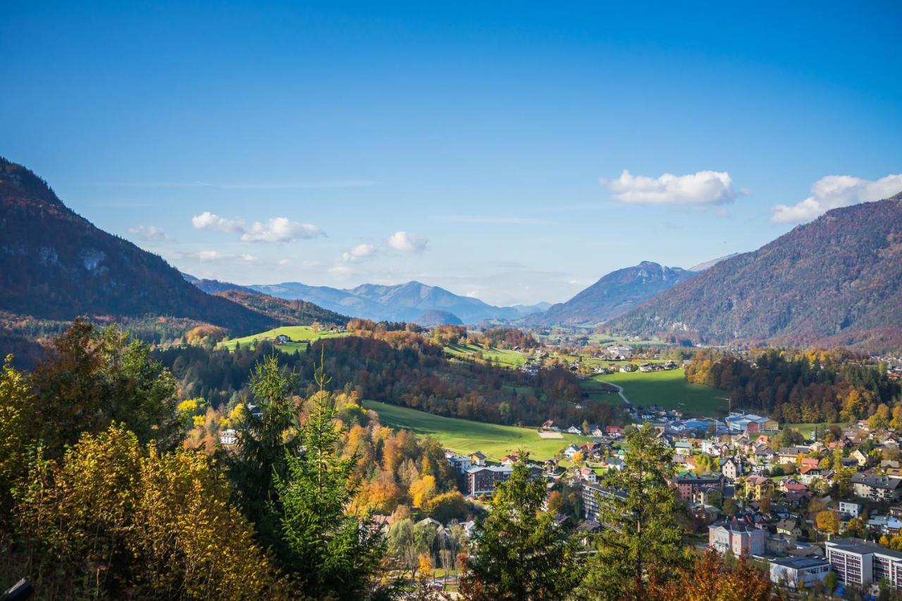 Ferienwohnung Bergsonne Mit Sonnenbalkon Und Tiefgaragen Parkplatz Bad Ischl Dış mekan fotoğraf